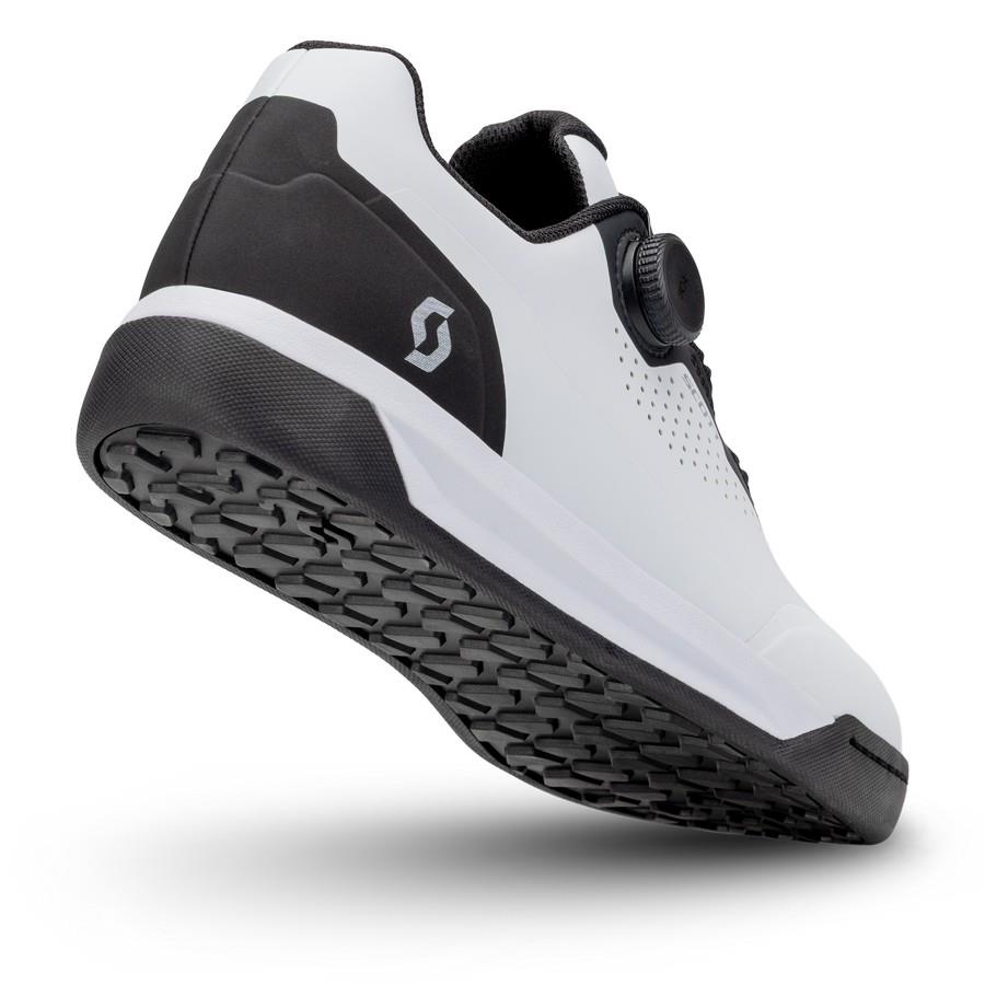 MTB KOLESARSKI ČEVLJI SCOTT VOLT EVO FLAT BOA be/čr