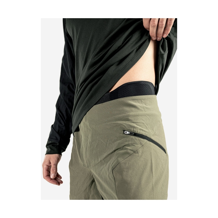 ZAŠČITNE HLAČE BLUEGRASS Arto Shorts  čr