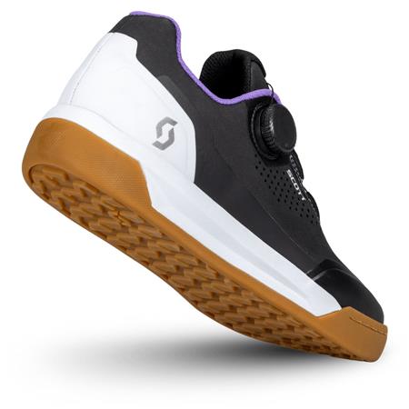 ŽENSKI KOLESARSKI ČEVLJI SCOTT MTB VOLT EVO FLAT BOA čr/be