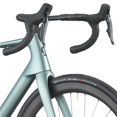 Cestno kolo Scott ADDICT PREMIUM 26