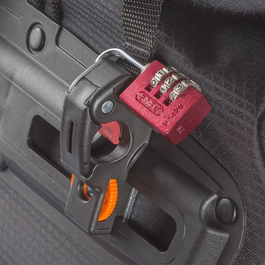 KOLESARSKA TORBA VAUDE AQUA FRONT LIGHT SZE