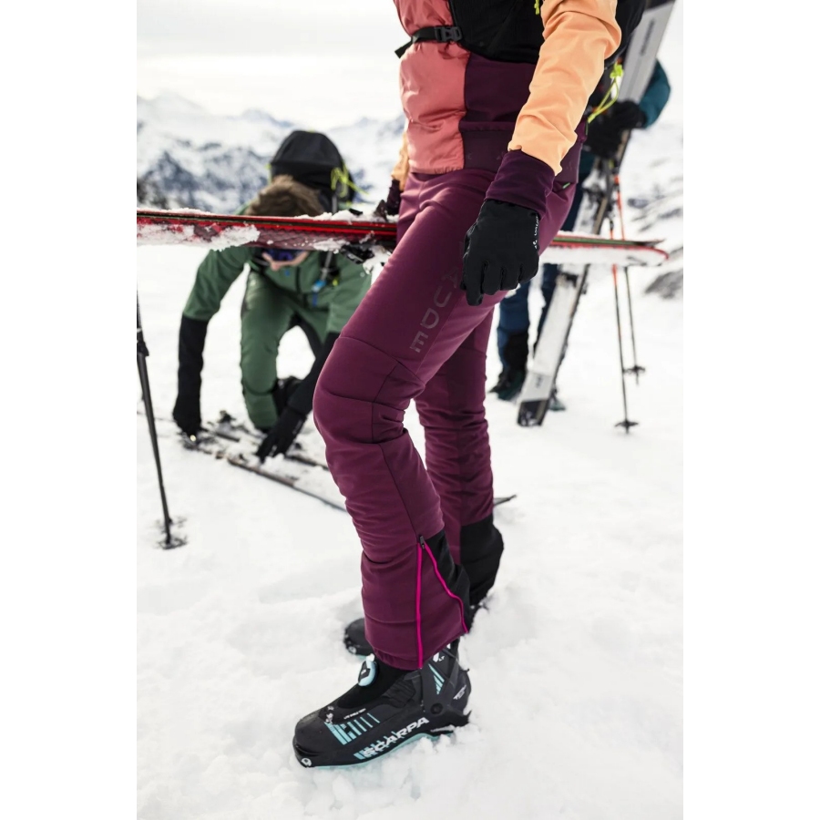 ŽENSKE POHODNE HLAČE Vaude Larice Core