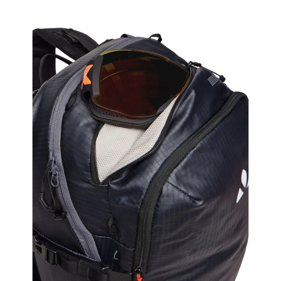 NAHRBTNIK VAUDE MONVISO 26 čr