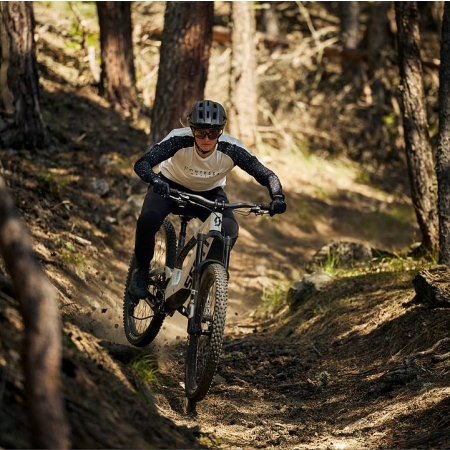 Trail-in-Enduro-kolesa